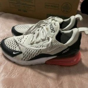 Nike AirMax 270, Size W7.5